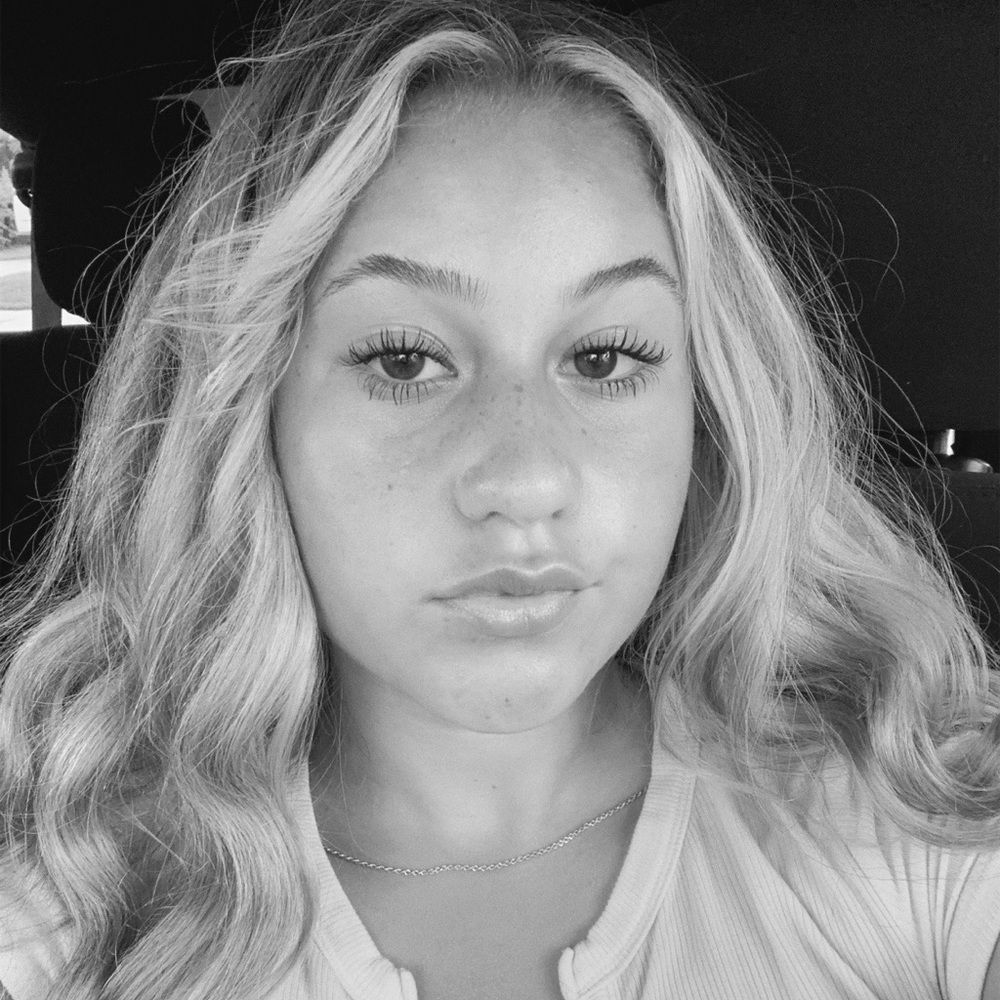 Meet your Posher, Gina